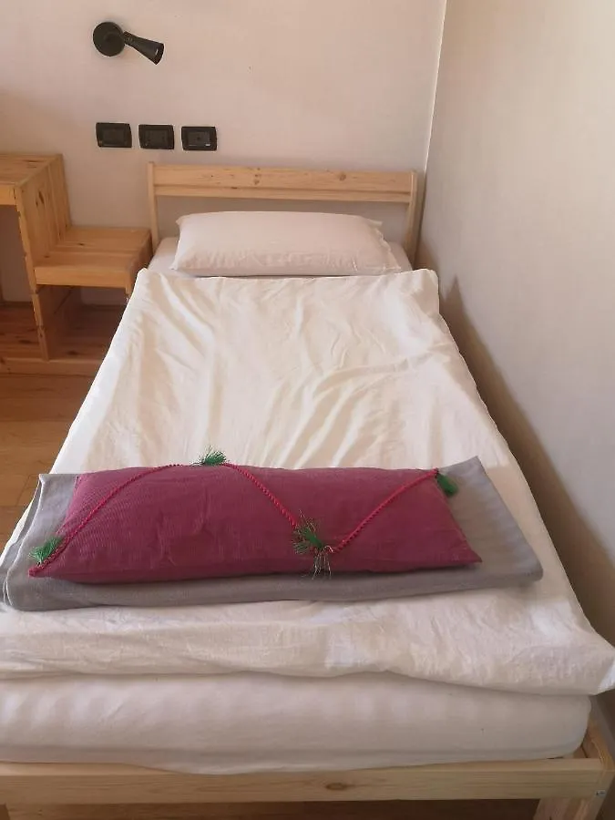 Bed & Breakfast Dormire Sulla Via Degli Dei A Badolo Italy