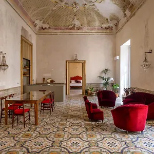  Aparthotel Palazzo Sant'isidoro By Domusicily Italia